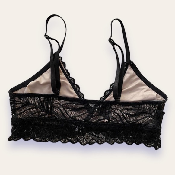 SOLD - Lace Bralette - Picture 3 of 6
